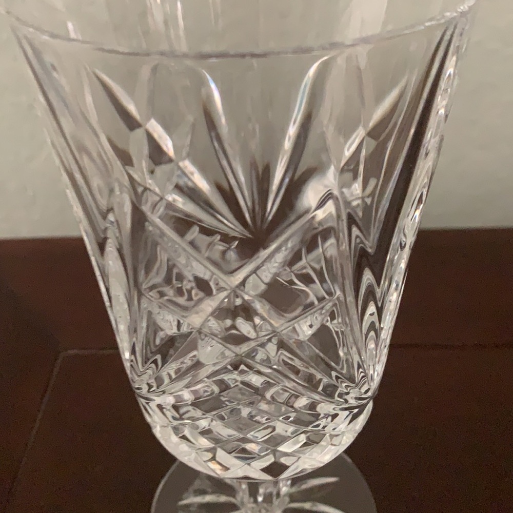 Center piece crystal small vase - Picture 3 of 5